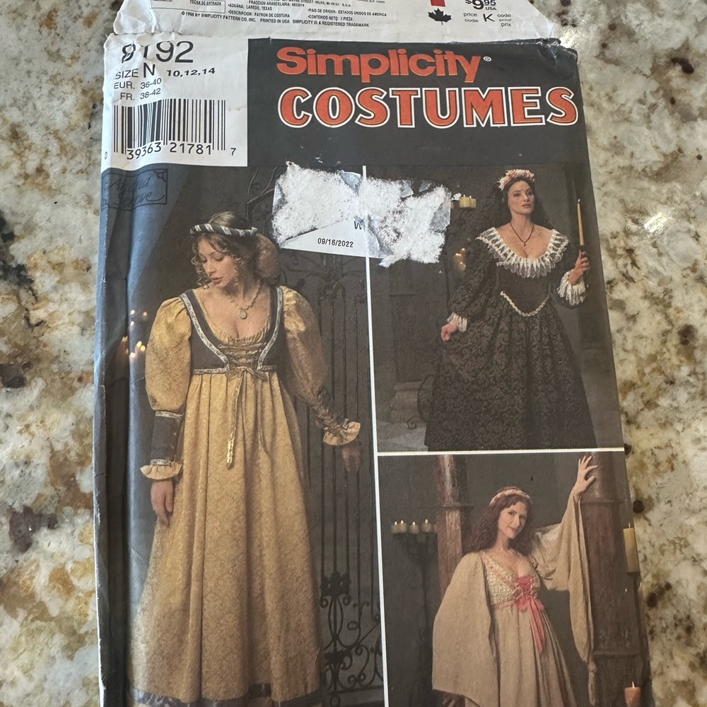 Simplicity 8192 Medieval Costume